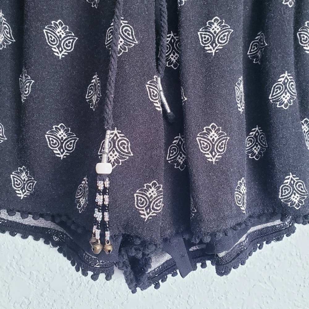 Black Printed Pom-Trim Women’s Shorts - Picture 2 of 7